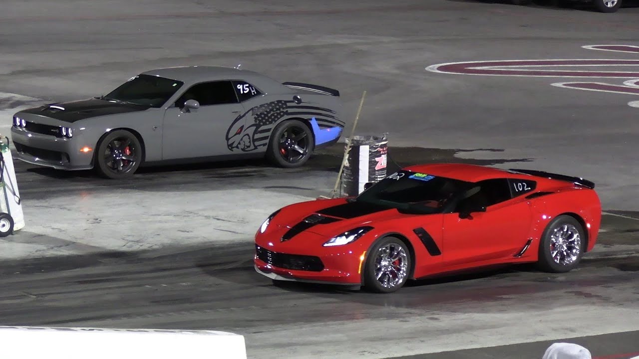 Hellcat vs Z06 Corvette – drag racing